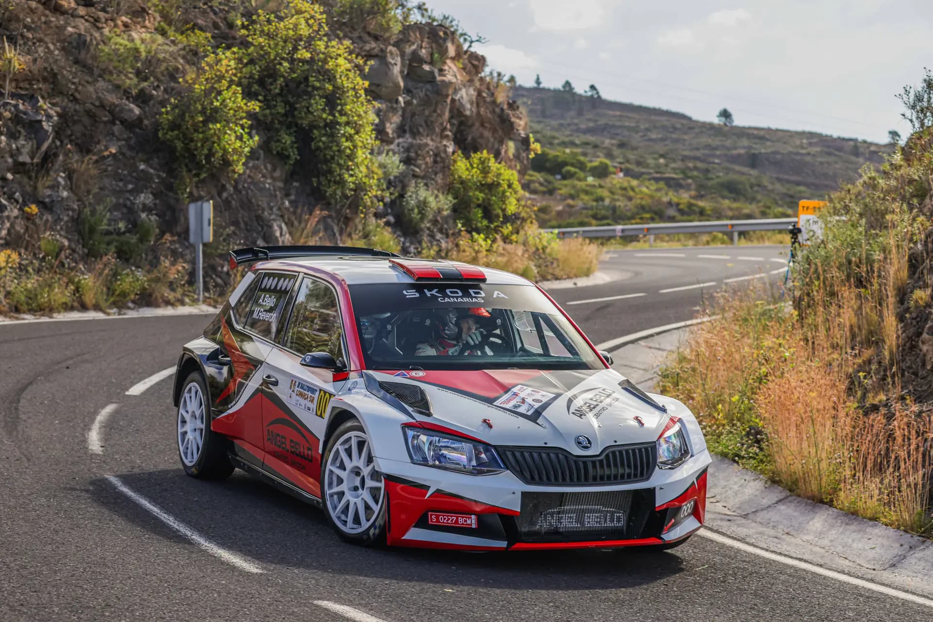 Ángel Bello repite en una nueva edición del Rallysprint de Atogo